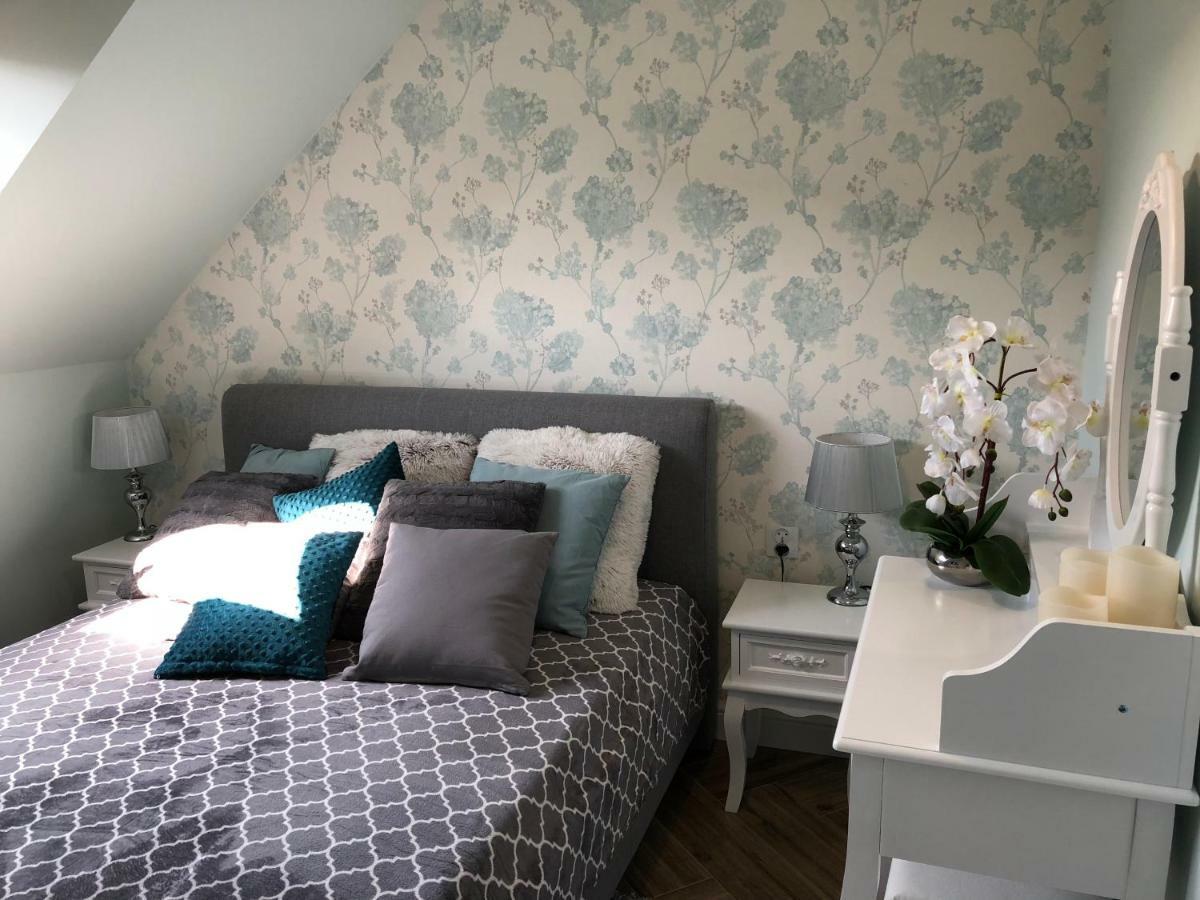 Family & Business Elegant Apartments Ul Warszawska - 2 Bedroom, Balcony, Parking Kielce Extérieur photo