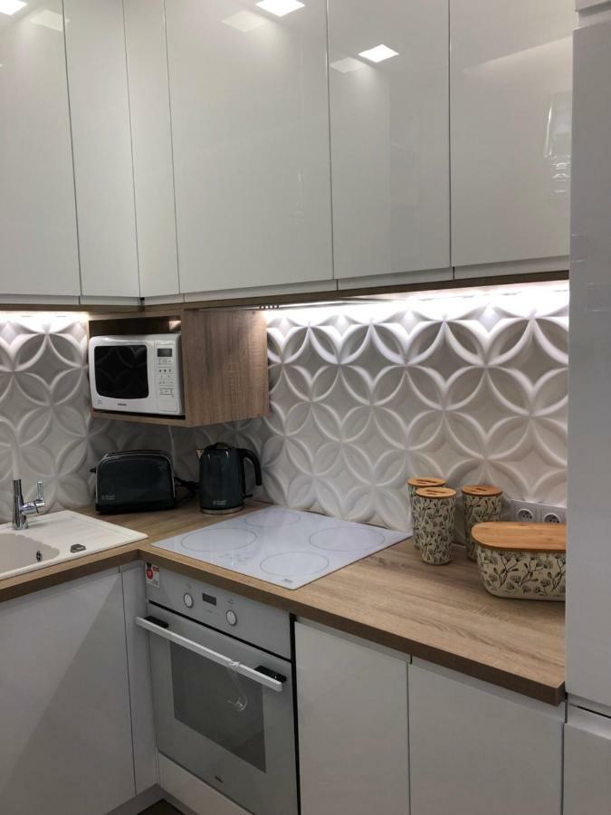 Family & Business Elegant Apartments Ul Warszawska - 2 Bedroom, Balcony, Parking Kielce Extérieur photo