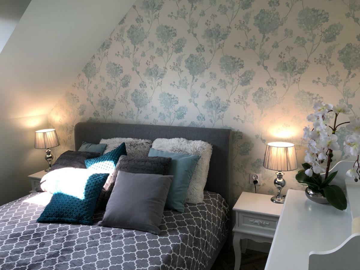 Family & Business Elegant Apartments Ul Warszawska - 2 Bedroom, Balcony, Parking Kielce Extérieur photo