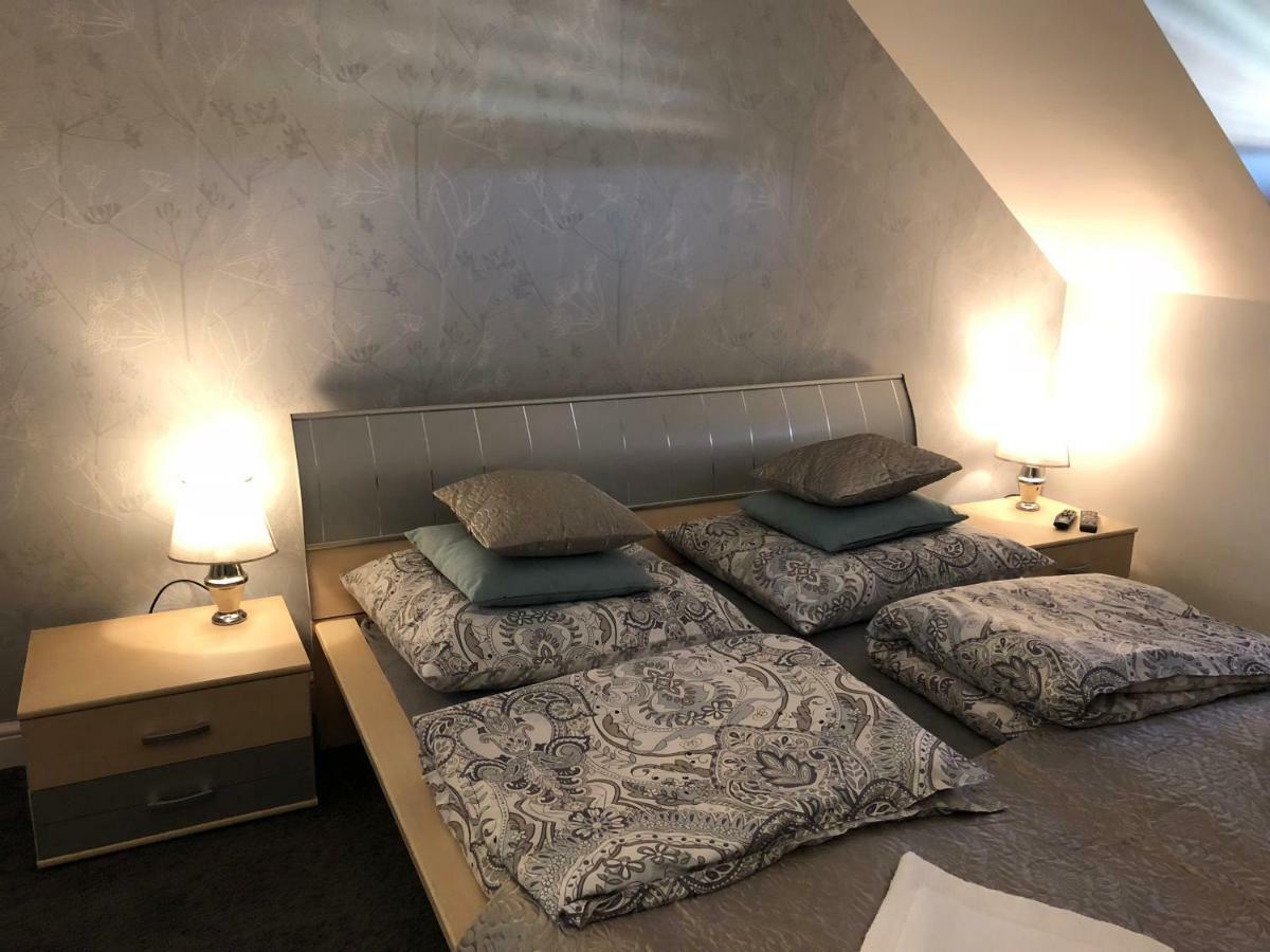 Family & Business Elegant Apartments Ul Warszawska - 2 Bedroom, Balcony, Parking Kielce Extérieur photo