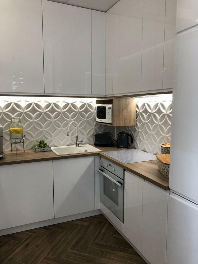 Family & Business Elegant Apartments Ul Warszawska - 2 Bedroom, Balcony, Parking Kielce Extérieur photo